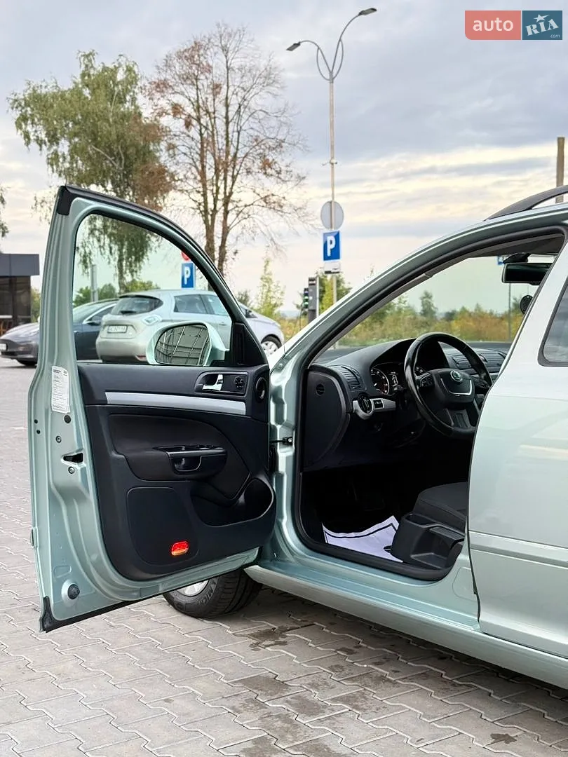 2012 Skoda Octavia - мініатюра 43