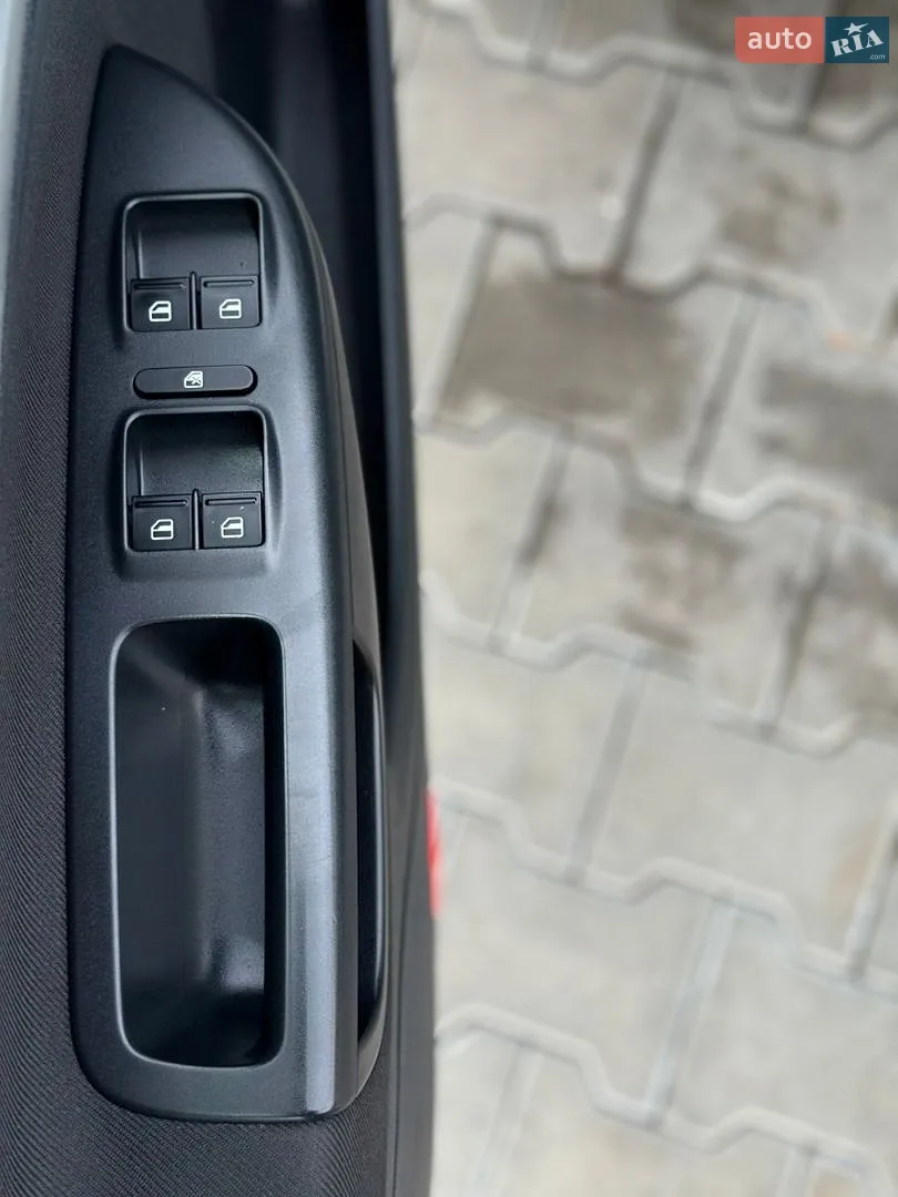 2012 Skoda Octavia - мініатюра 49