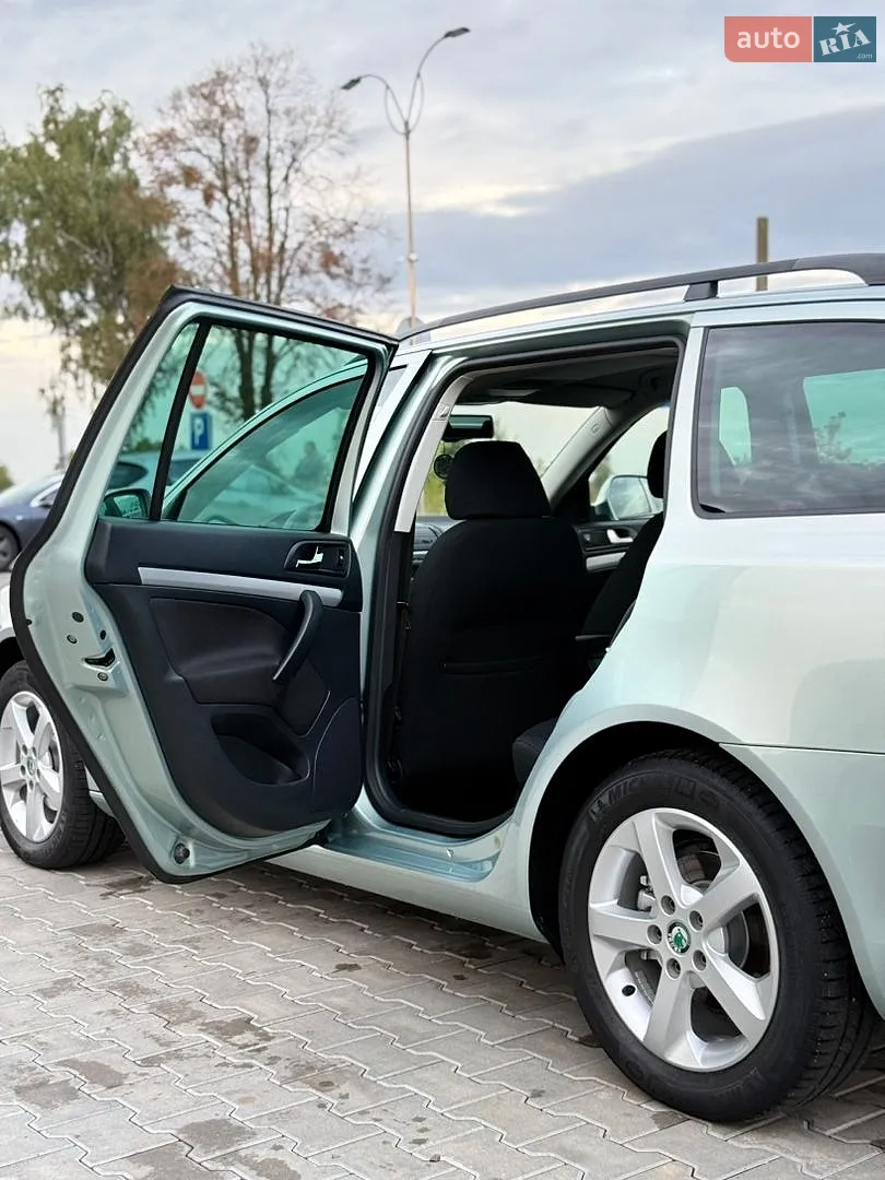 2012 Skoda Octavia - мініатюра 71
