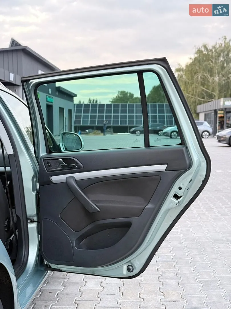 2012 Skoda Octavia - мініатюра 86