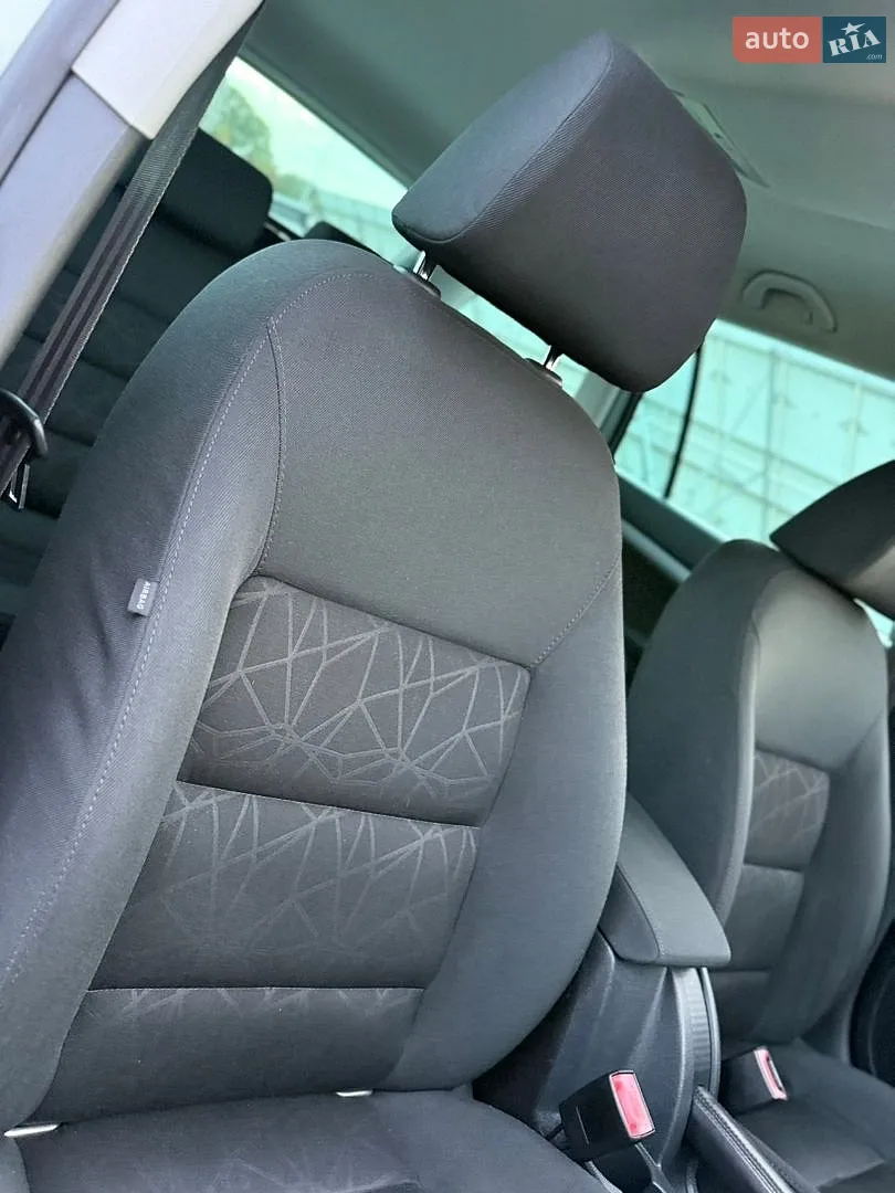 2012 Skoda Octavia - мініатюра 102