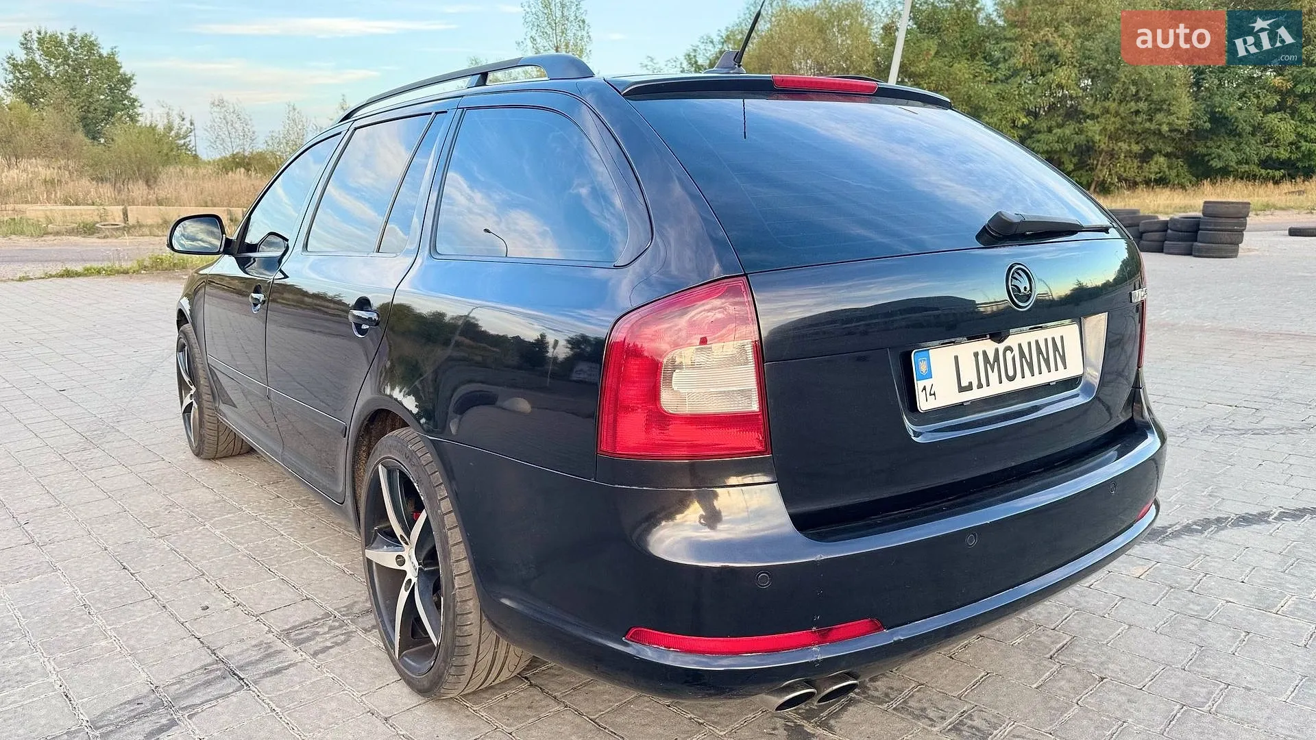 2010 Skoda Octavia - мініатюра 8