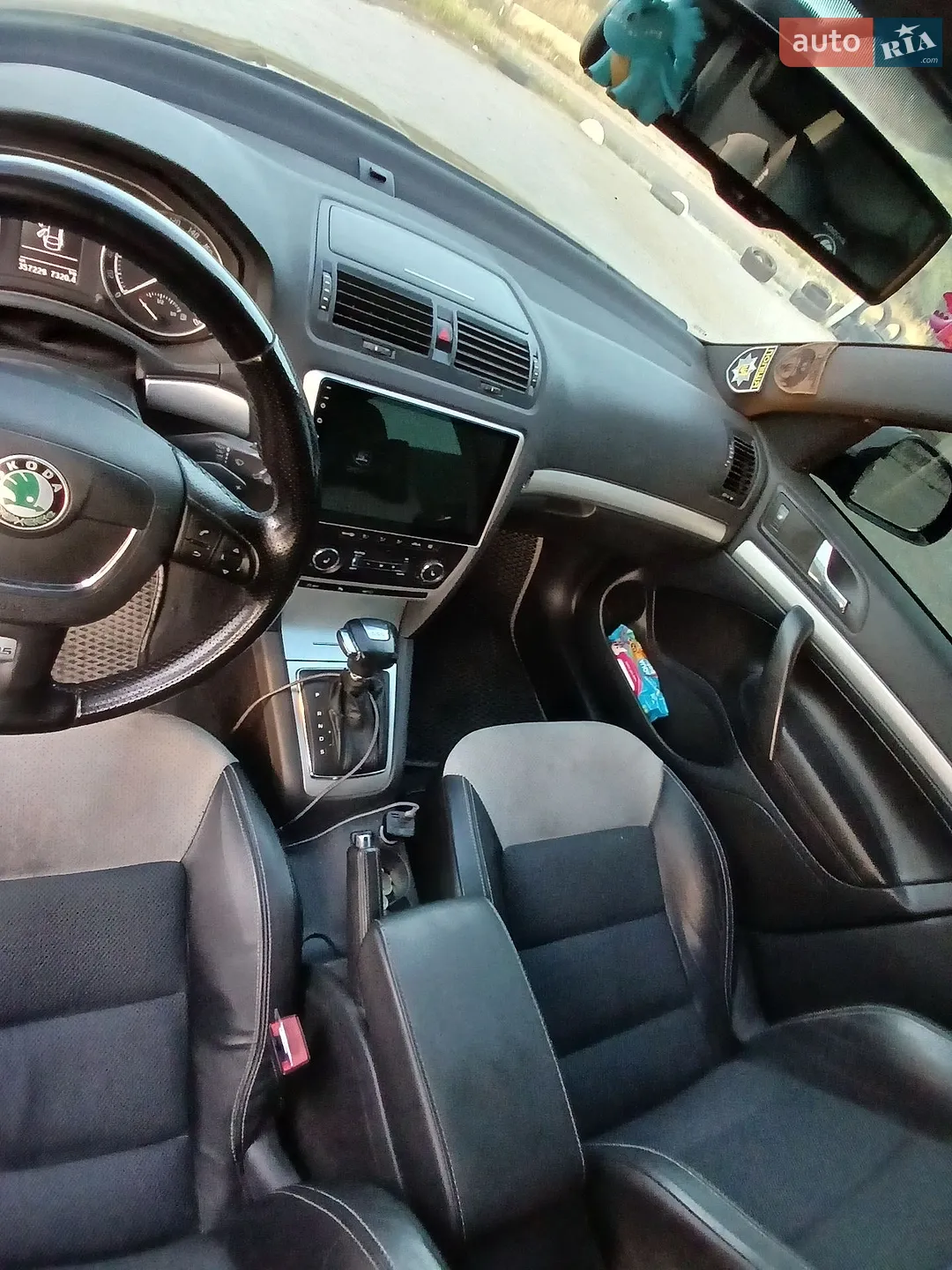 2010 Skoda Octavia - мініатюра 14
