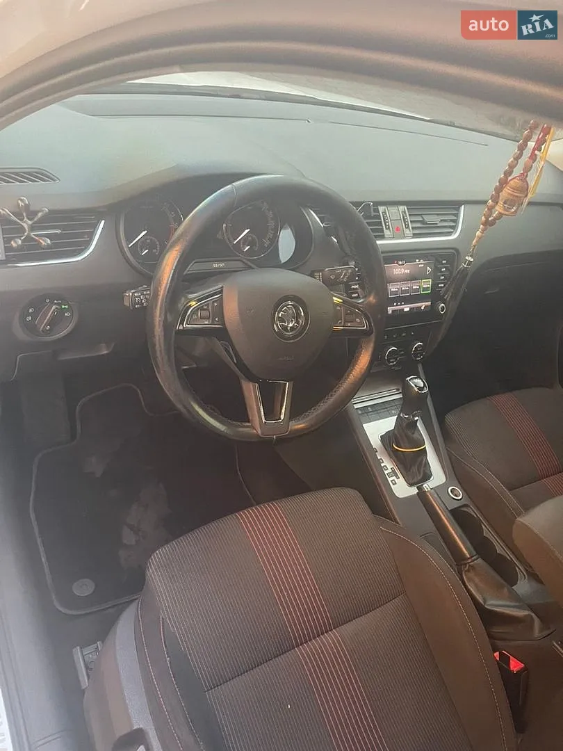 2017 Skoda Octavia - мініатюра 12