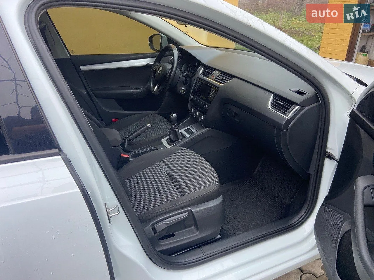 2015 Skoda Octavia - мініатюра 8
