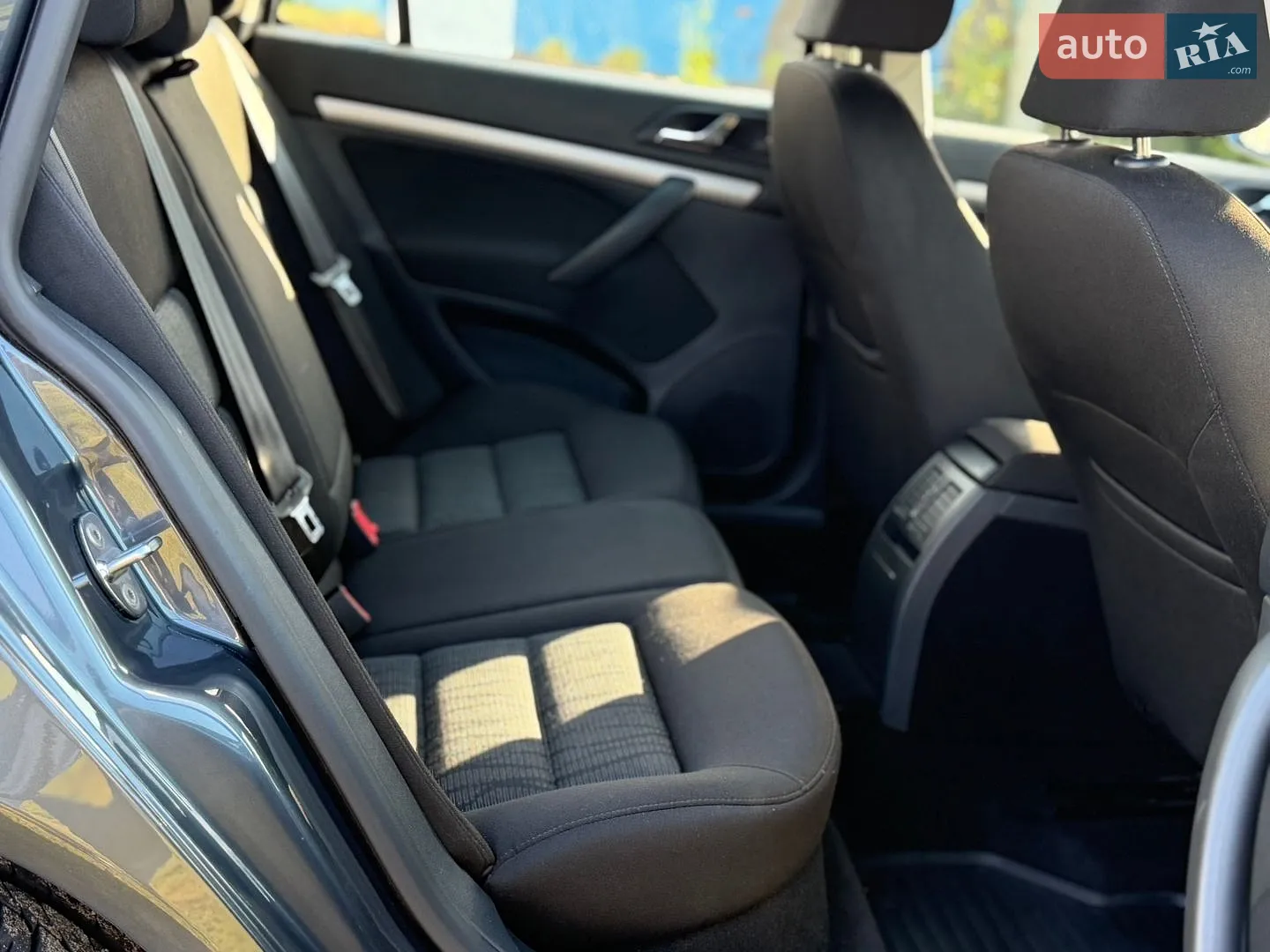2011 Skoda Octavia - мініатюра 12