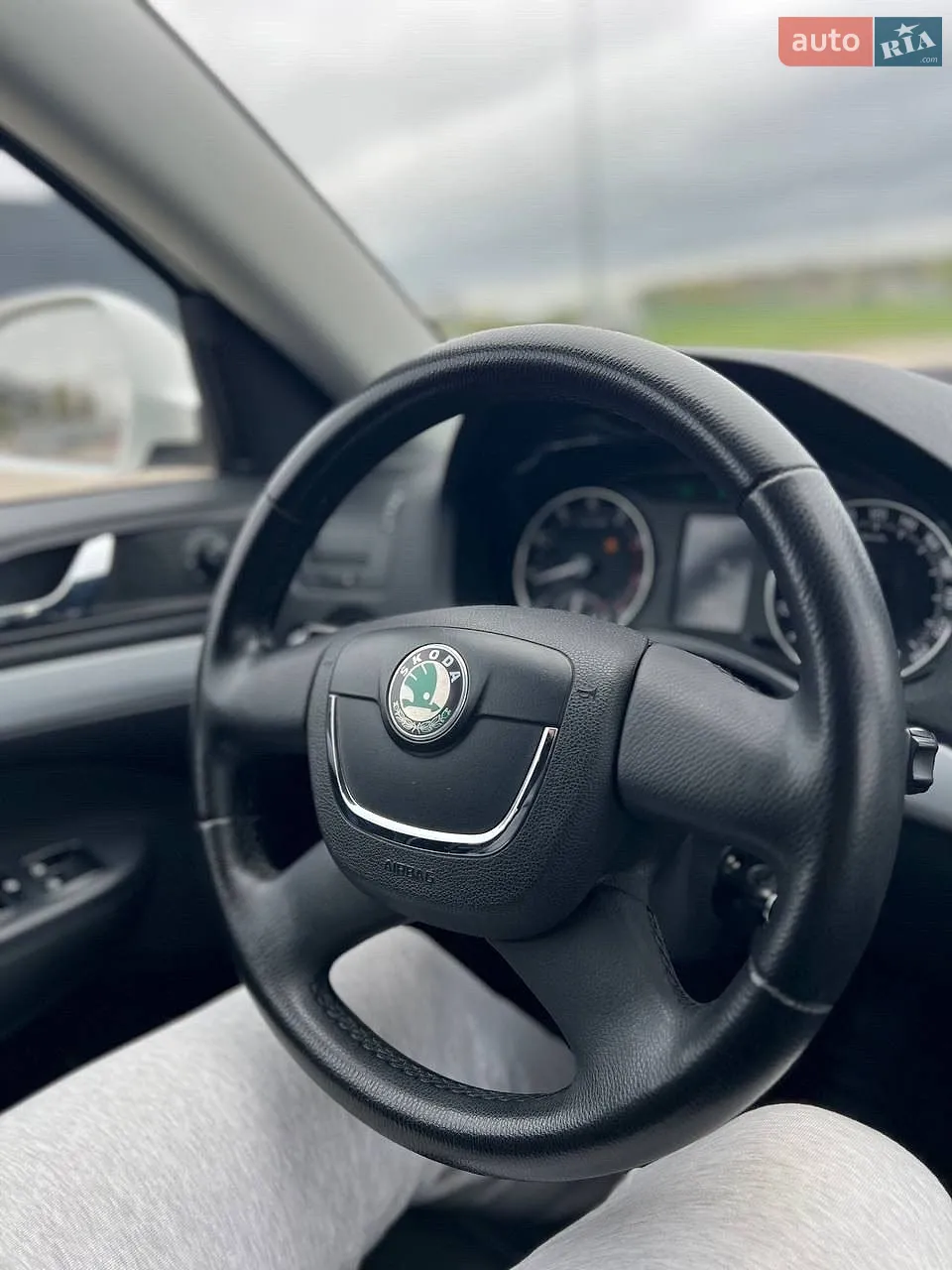 2011 Skoda Octavia - мініатюра 16