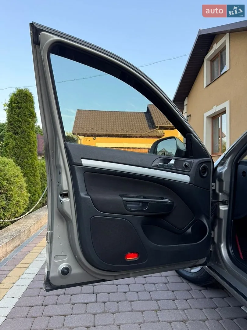 2011 Skoda Octavia - мініатюра 13