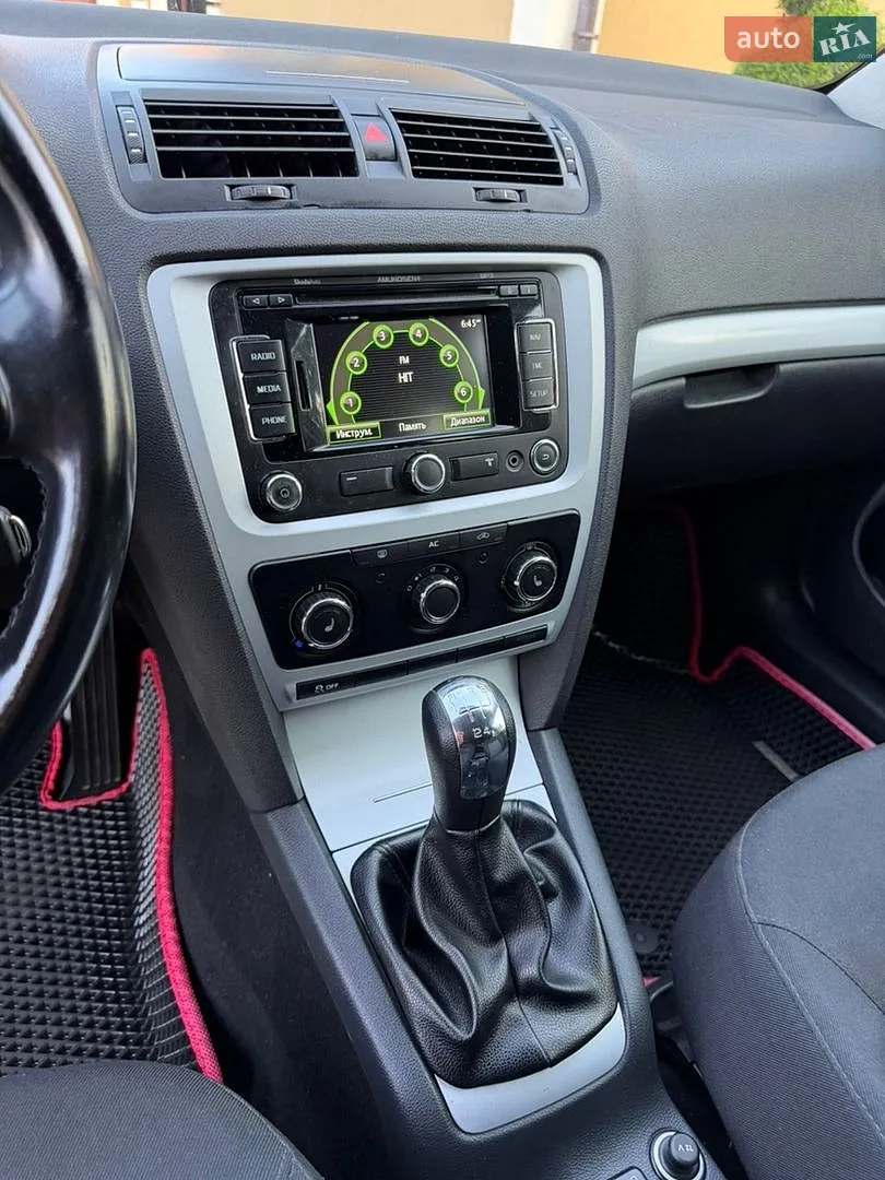 2011 Skoda Octavia - мініатюра 17