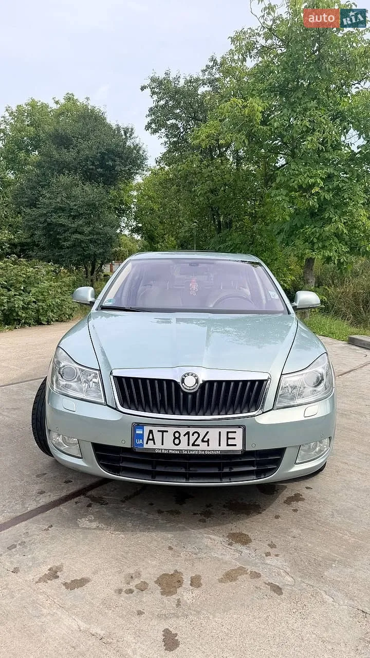2010 Skoda Octavia - мініатюра 11