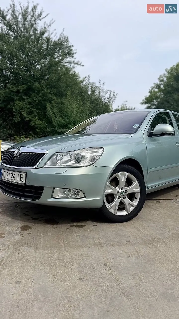 2010 Skoda Octavia - мініатюра 3