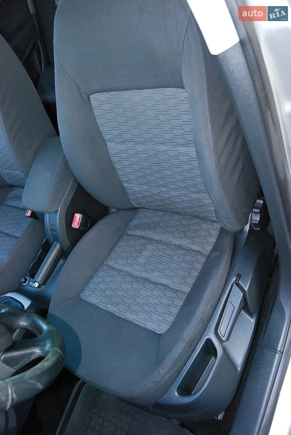 2010 Skoda Octavia - мініатюра 20