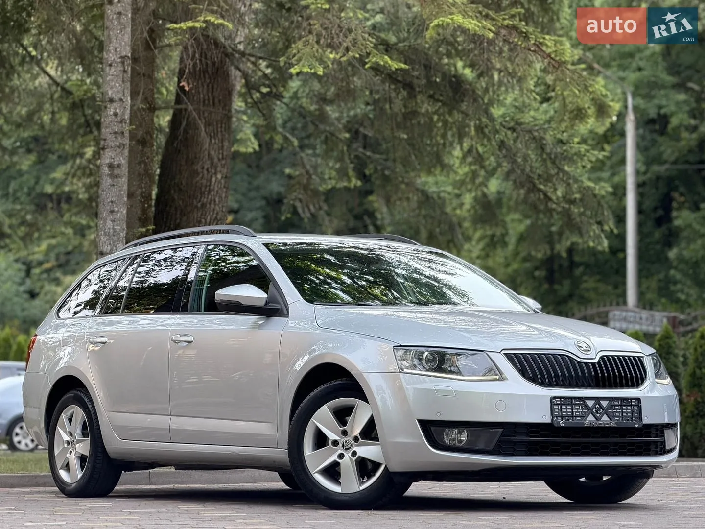 2016 Skoda Octavia - мініатюра 3