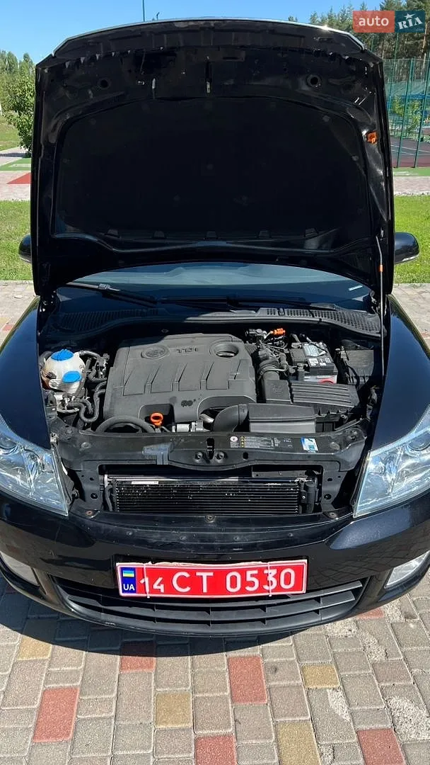 2010 Skoda Octavia - мініатюра 8