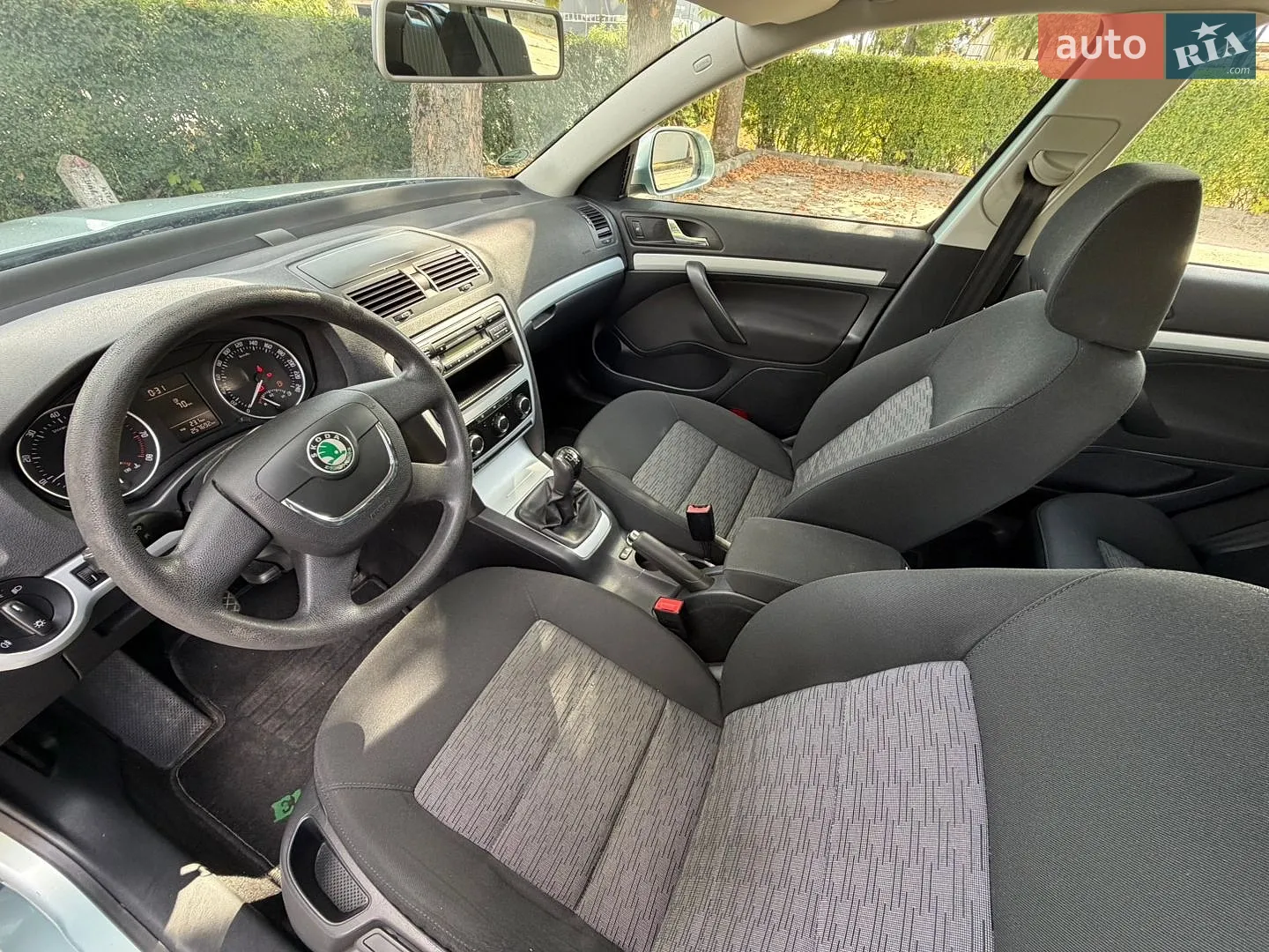 2010 Skoda Octavia - мініатюра 5