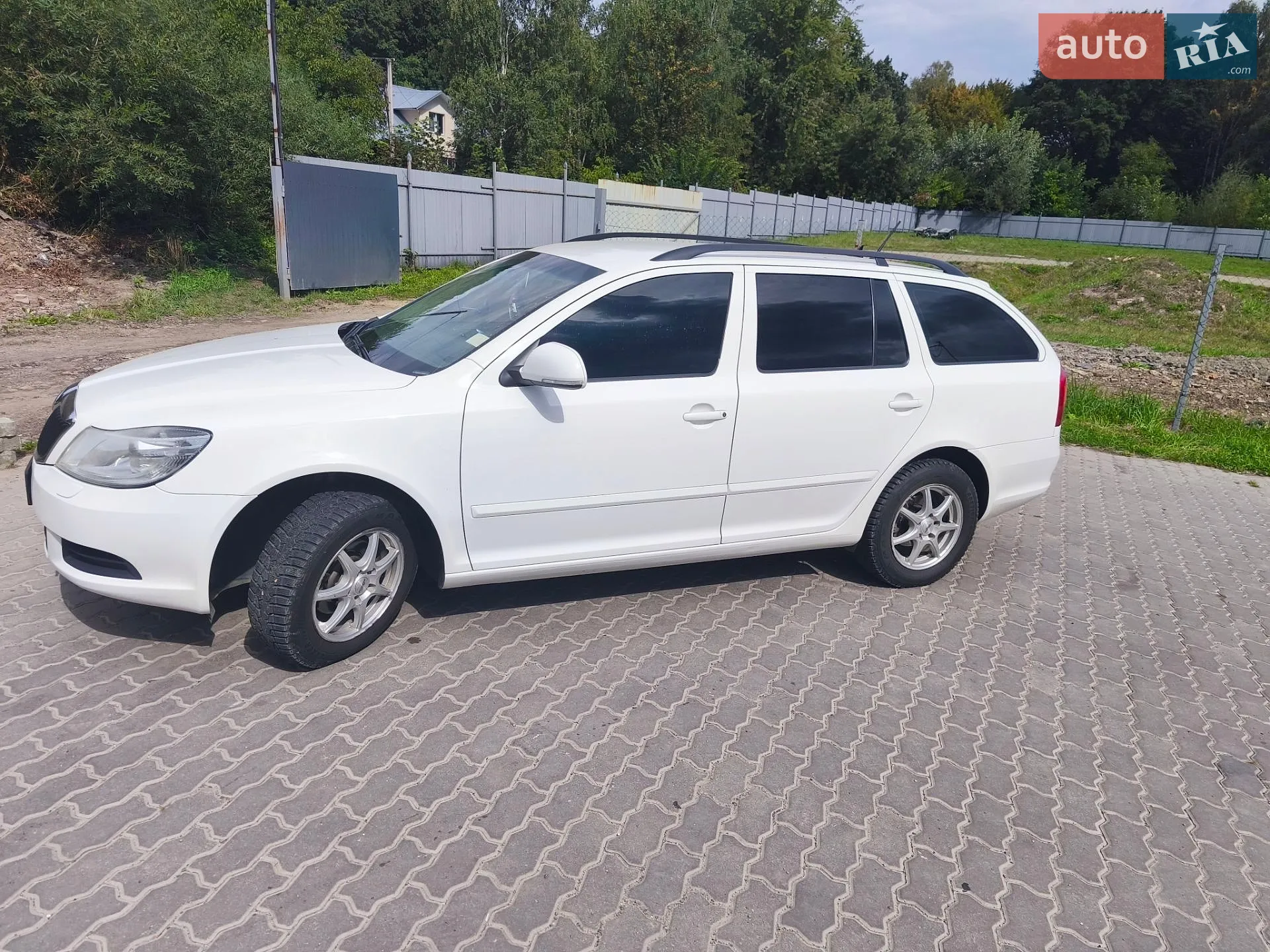 2011 Skoda Octavia - мініатюра 3