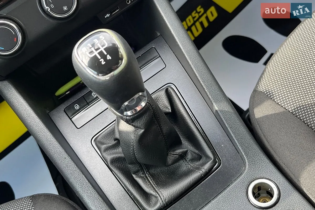 2015 Skoda Octavia - мініатюра 21