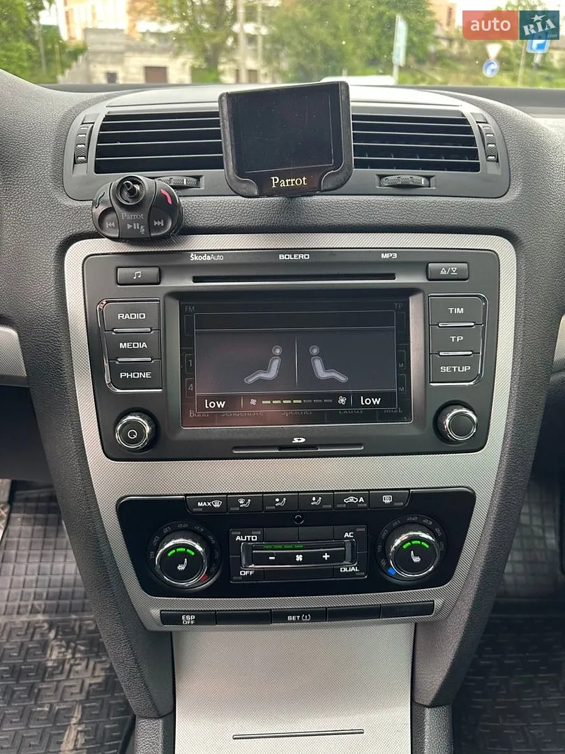 2010 Skoda Octavia - мініатюра 23
