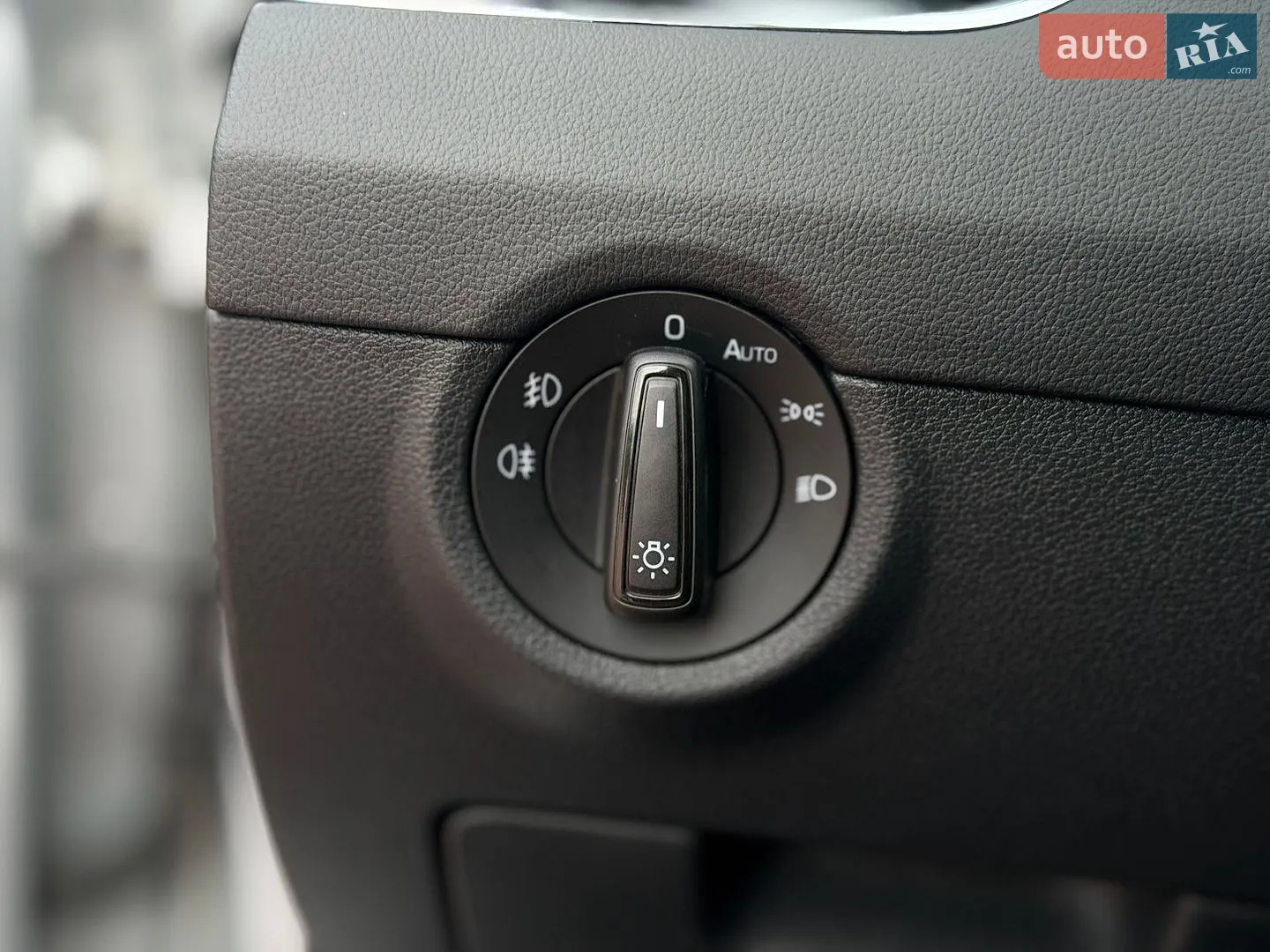 2019 Skoda Octavia - мініатюра 28