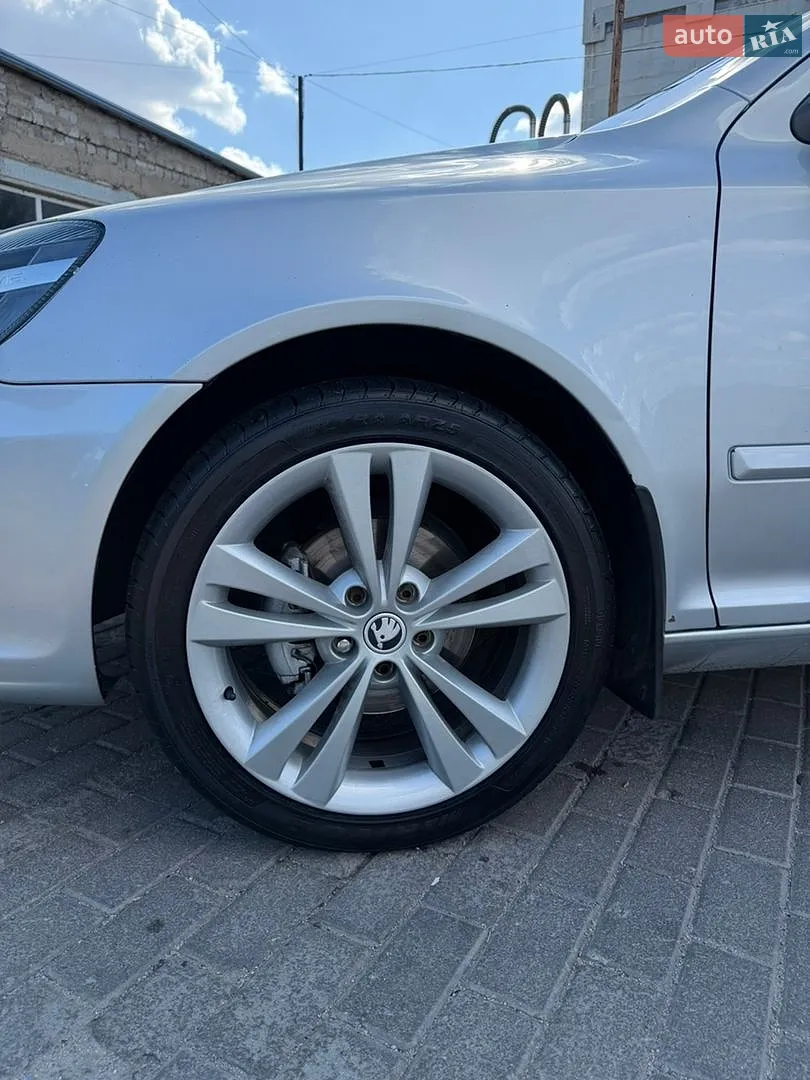 2010 Skoda Octavia - мініатюра 21