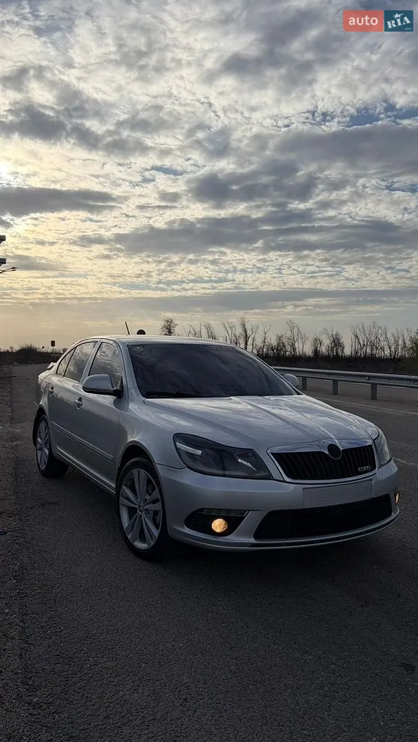 2010 Skoda Octavia - фото 1