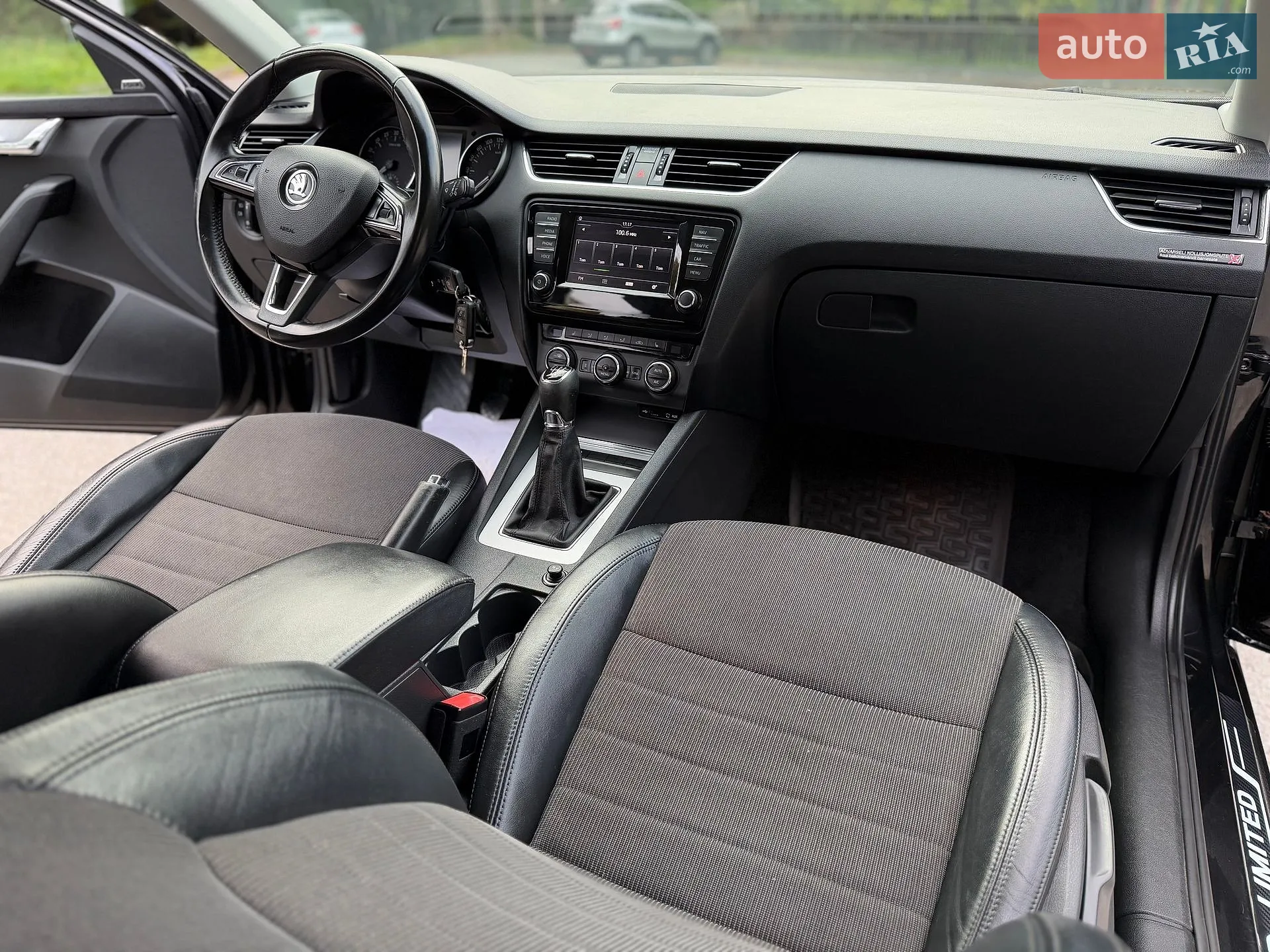 2016 Skoda Octavia - мініатюра 39