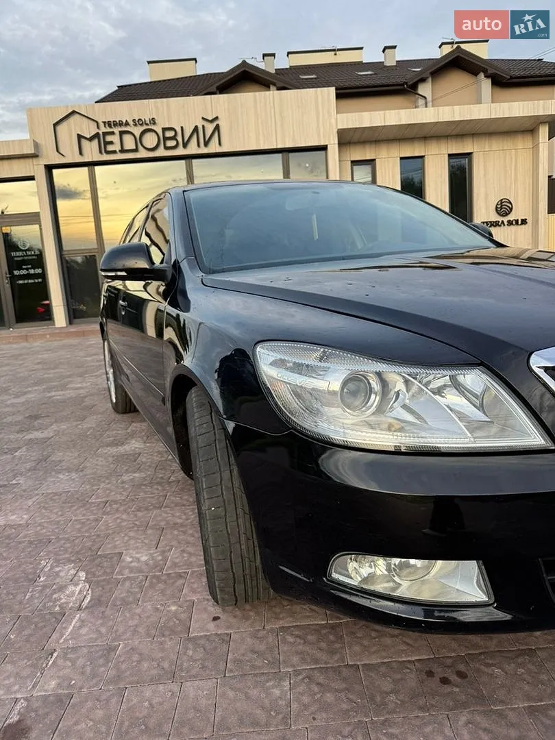 2010 Skoda Octavia - мініатюра 5
