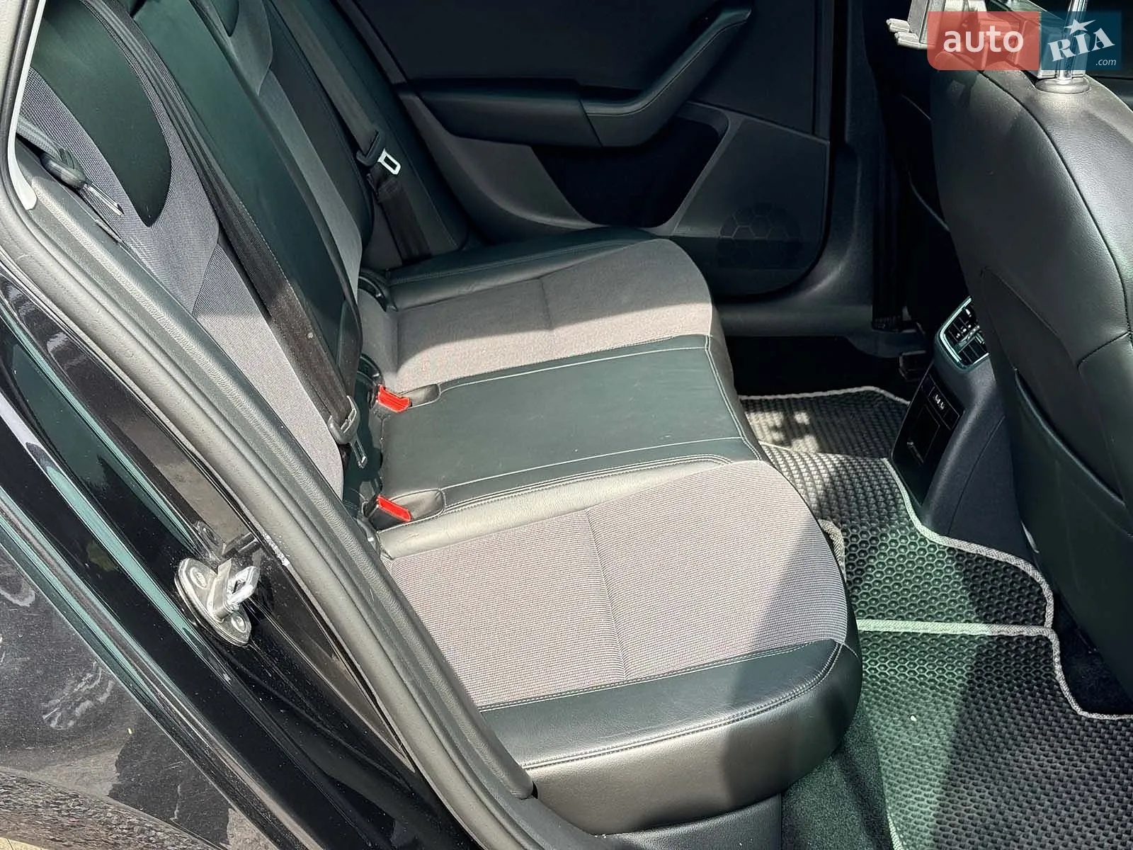 2017 Skoda Octavia - мініатюра 22