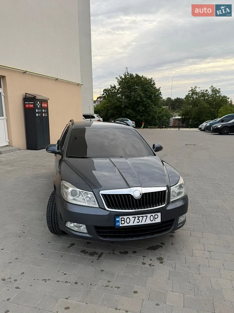 2010 Skoda Octavia - мініатюра 10
