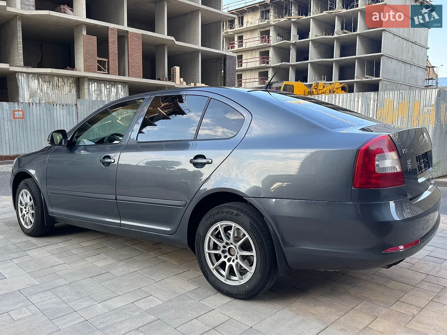 2010 Skoda Octavia - мініатюра 11