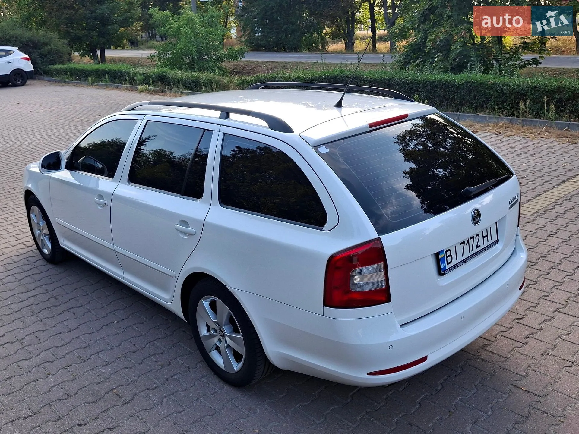2010 Skoda Octavia - мініатюра 16