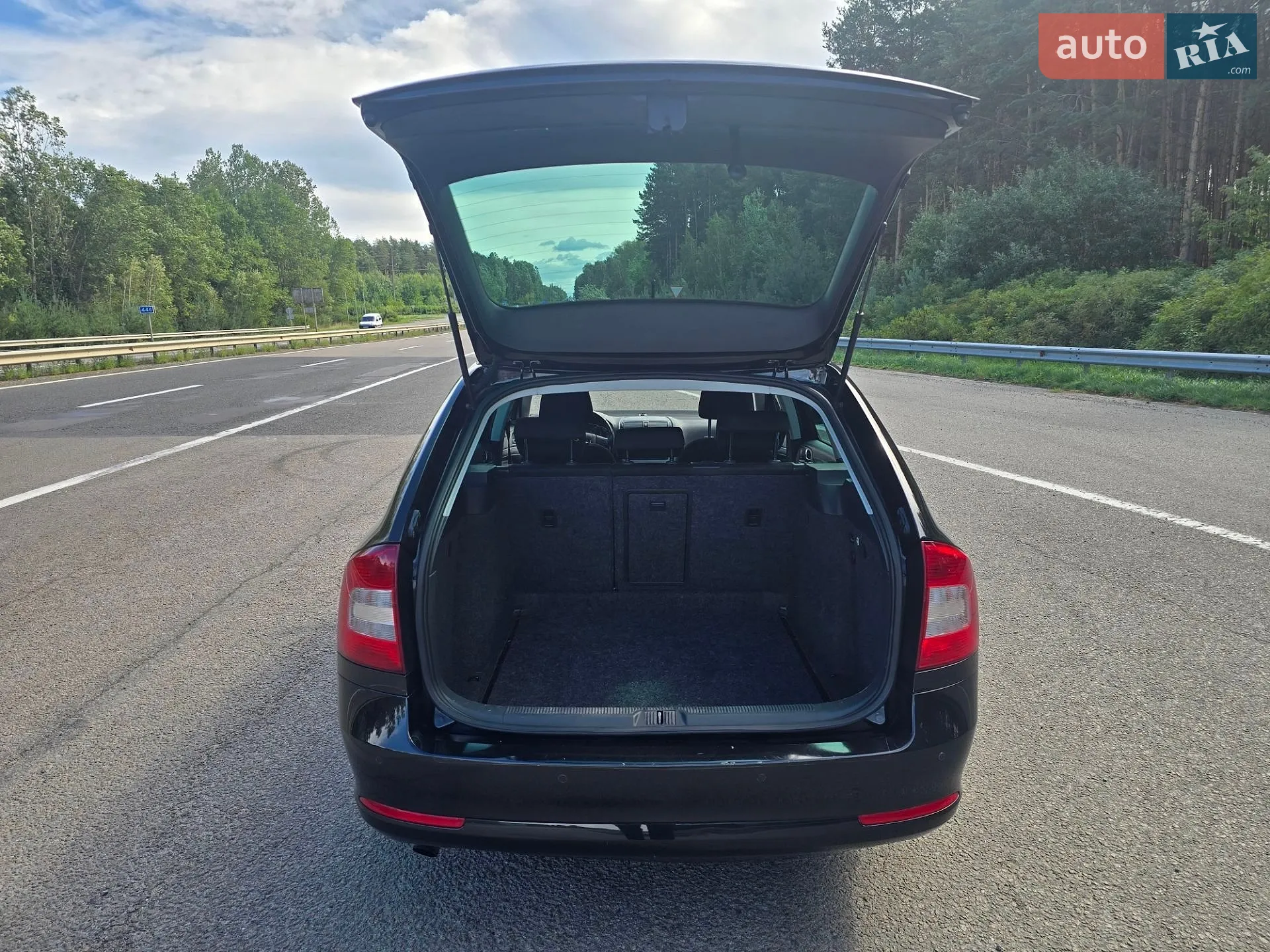 2010 Skoda Octavia - мініатюра 29