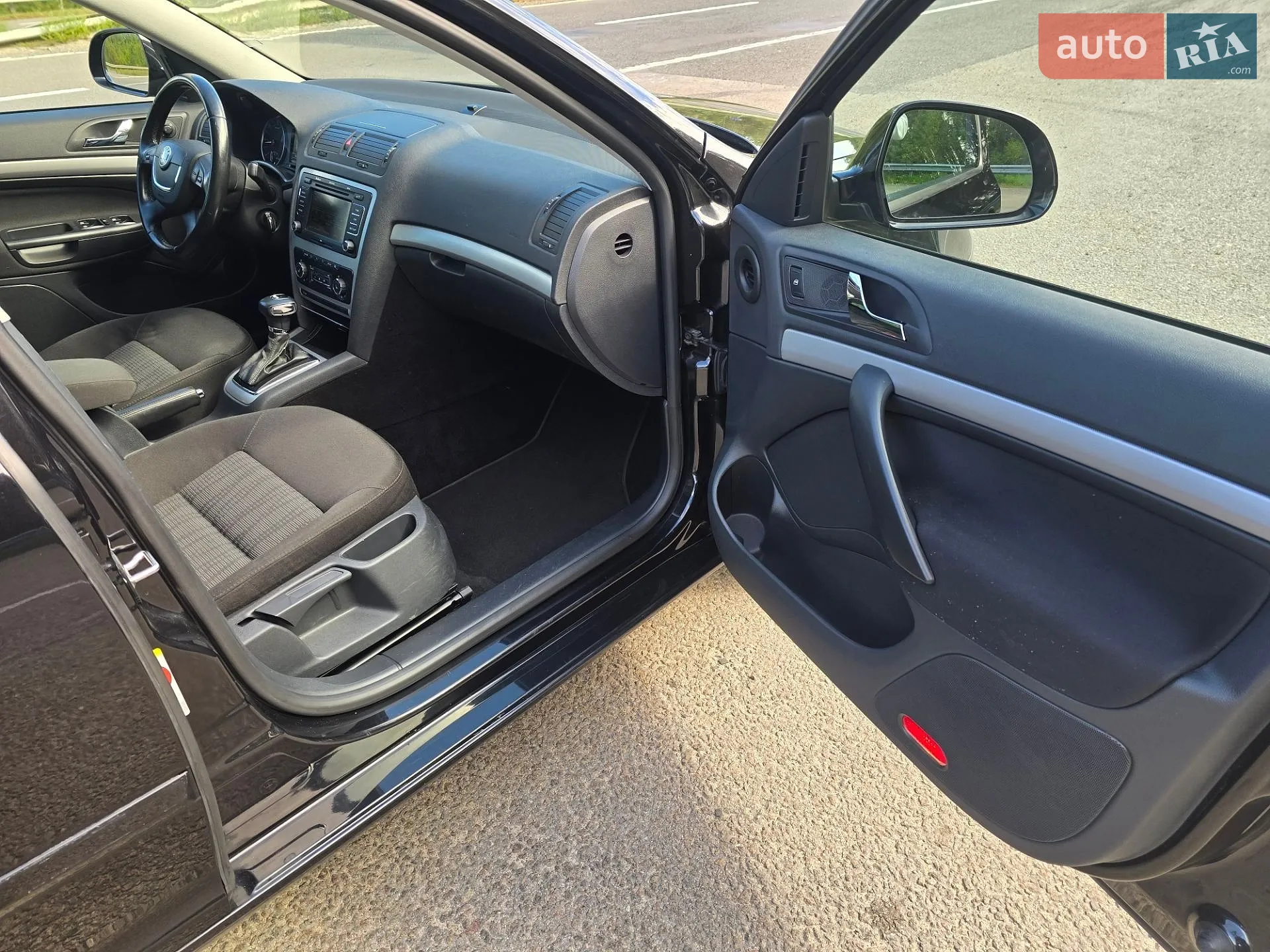 2010 Skoda Octavia - мініатюра 34