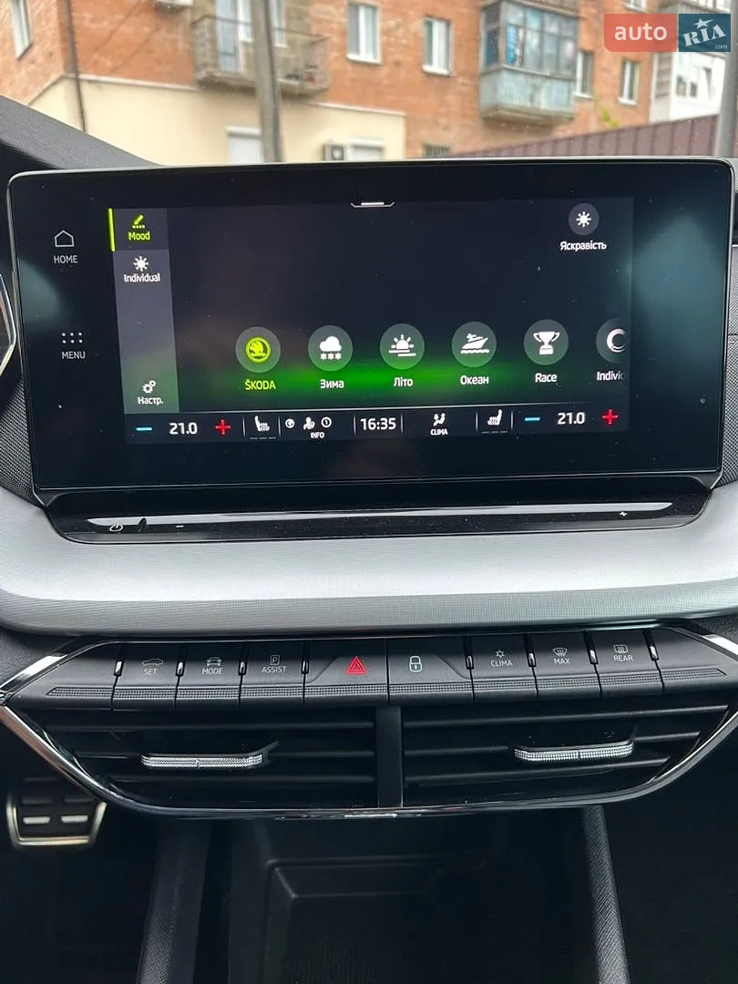 2020 Skoda Octavia - мініатюра 25