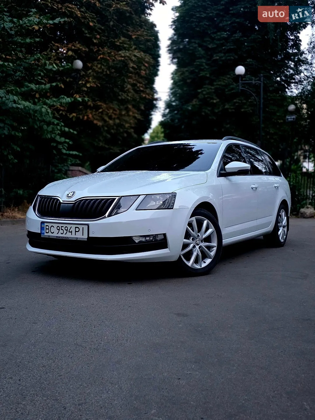 2017 Skoda Octavia - фото 1