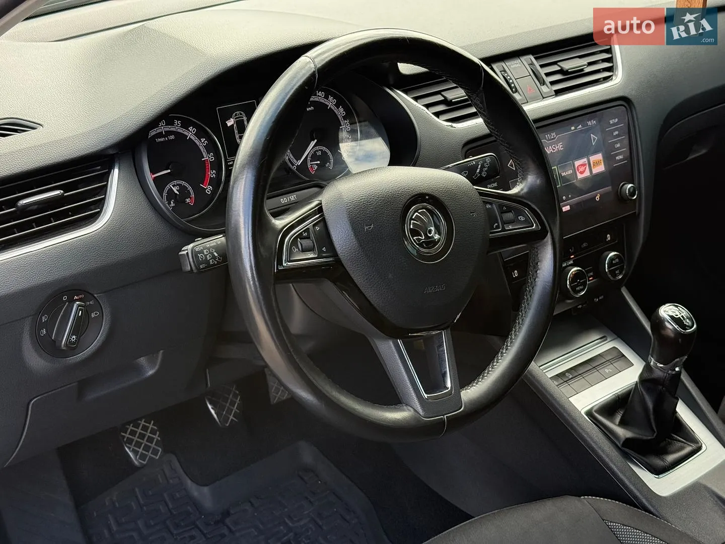 2017 Skoda Octavia - мініатюра 28