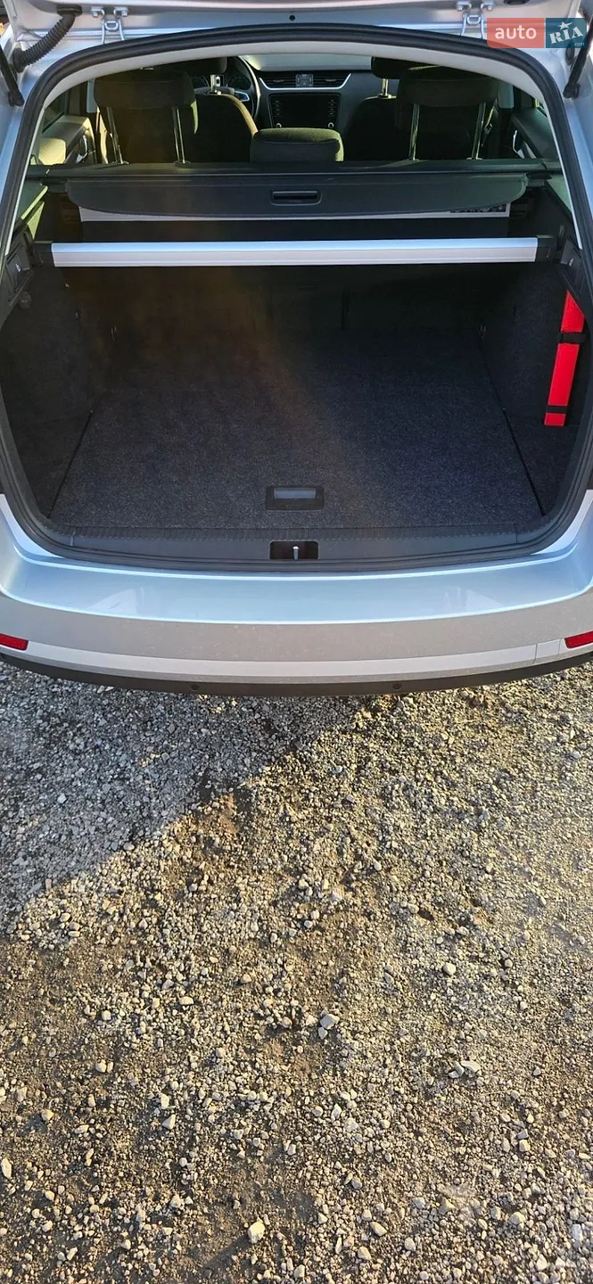 2020 Skoda Octavia - мініатюра 32