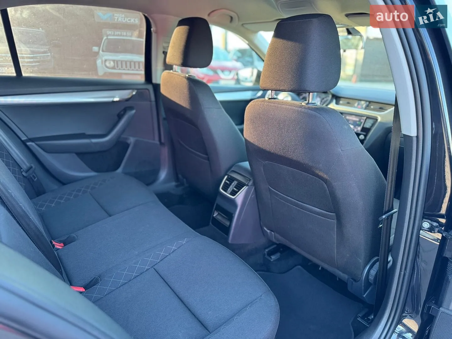 2019 Skoda Octavia - мініатюра 20