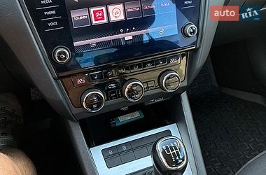 Лифтбек Skoda Octavia 2018 в Черновцах