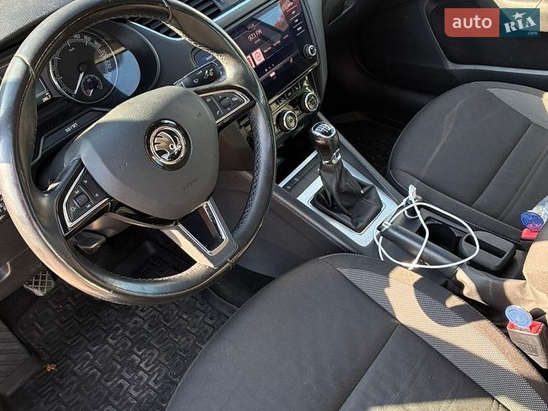 Лифтбек Skoda Octavia 2018 в Черновцах