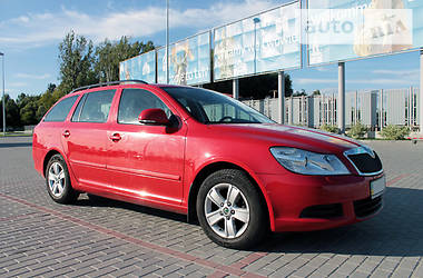 Универсал Skoda Octavia 2010 в Львове