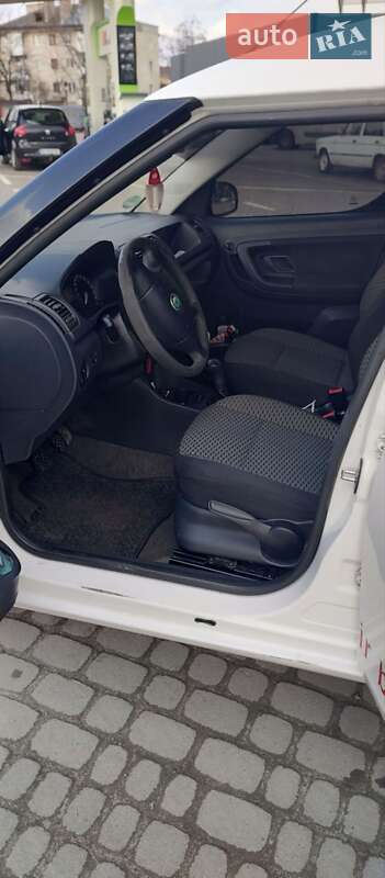 Мікровен Skoda Praktik 2007 в Стрию