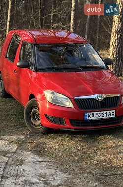 Вантажний фургон Skoda Praktik 2011 в Києві