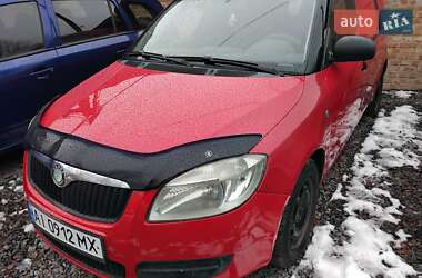 Вантажопасажирський фургон Skoda Praktik 2008 в Ніжині