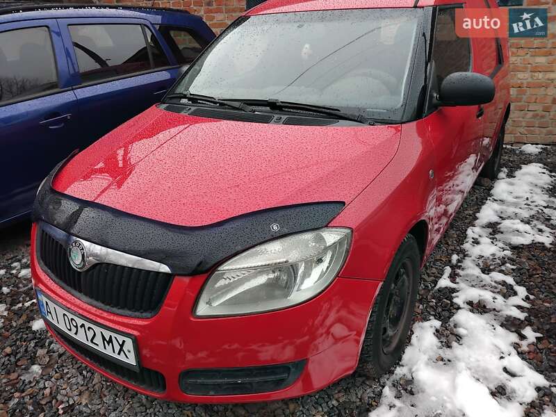 Грузопассажирский фургон Skoda Praktik 2008 в 