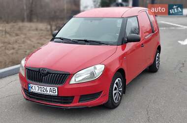 Вантажний фургон Skoda Praktik 2010 в Борисполі