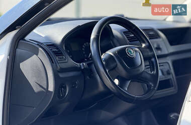 Микровэн Skoda Praktik 2011 в 