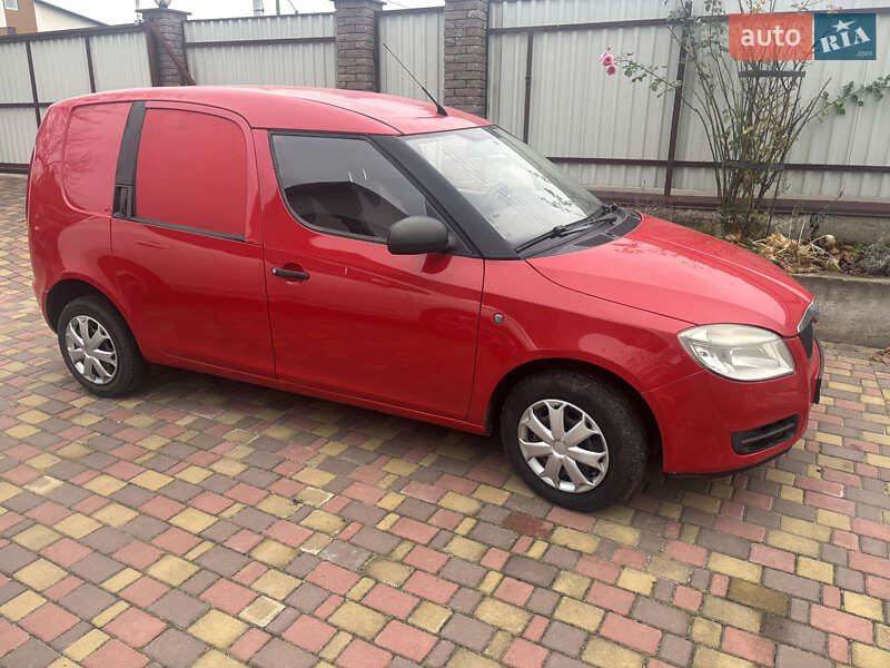 Вантажний фургон Skoda Praktik 2008 в Броварах