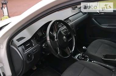 Седан Skoda Rapid 2013 в 