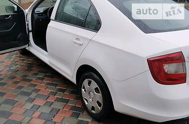 Седан Skoda Rapid 2013 в 